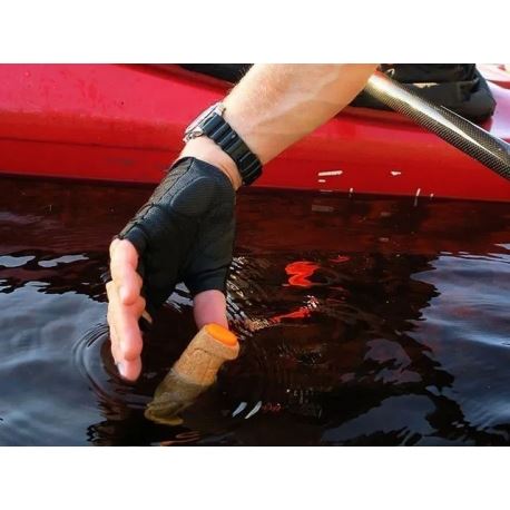 Knives Morakniv Floating Serrated Knife