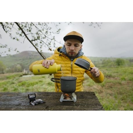 Esbit Pocket Stove with Windshield + 2 x 27 g | Petridis Stores