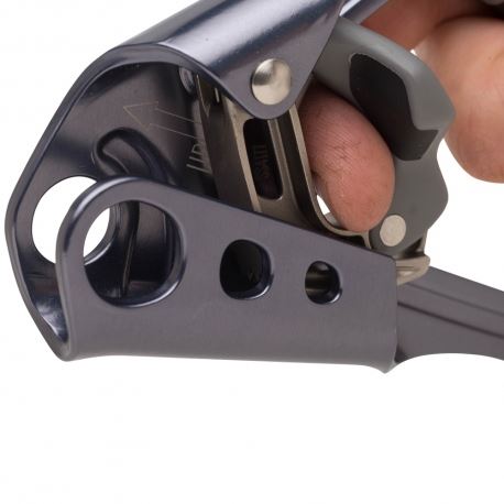 Ascenders - Descenders Black Diamond Index Ascender Left Ascenders - Descenders Black Diamond Index Ascender Left