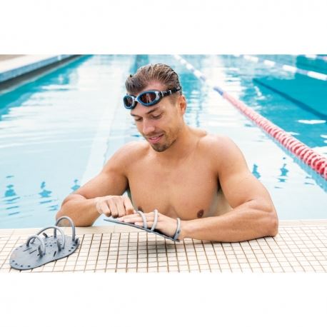 Swimming Accessories Zoggs Matrix Hand Paddles Black