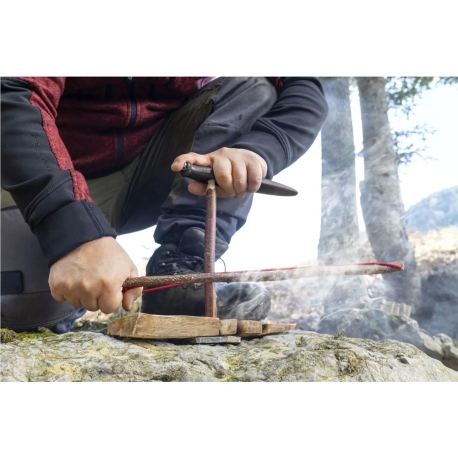 Cutlery Victorinox Venture Pro Outdoor Knife