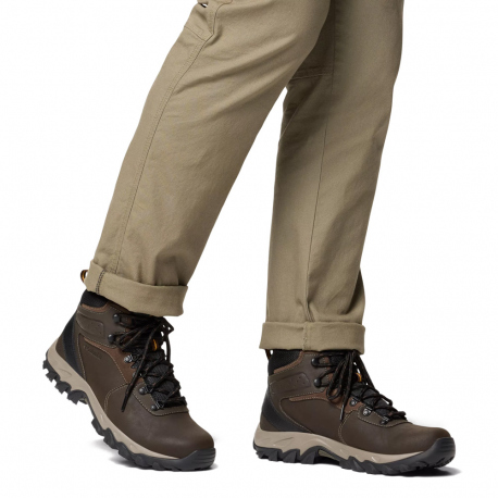Columbia Men s Newton Ridge Plus II Cordovan Petridis Stores