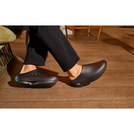 Παντόφλες OOFOS OOcloog Plus Clogs Black