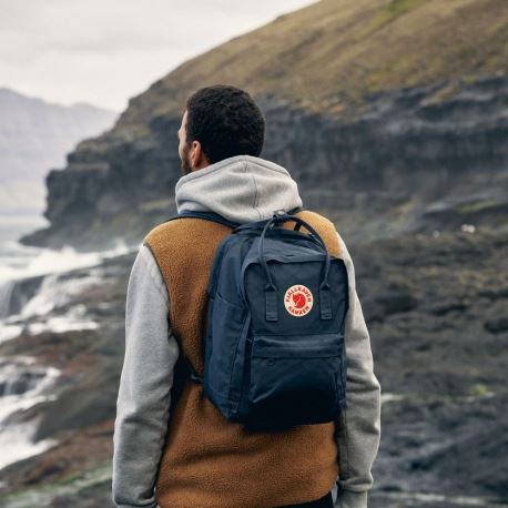 Σακίδια Πόλης Fjallraven Kanken Laptop 17" Blackberry